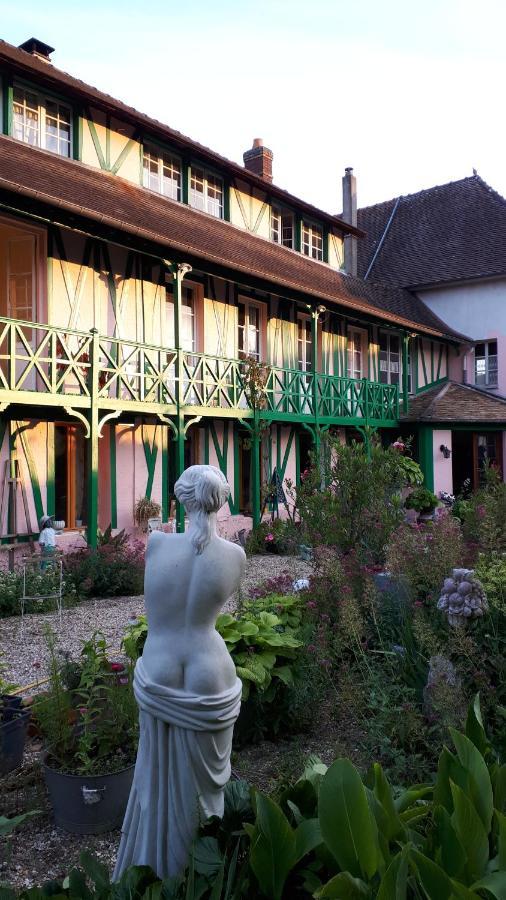 La Maison Rose Saint-Pierre-d'Autils Exterior foto